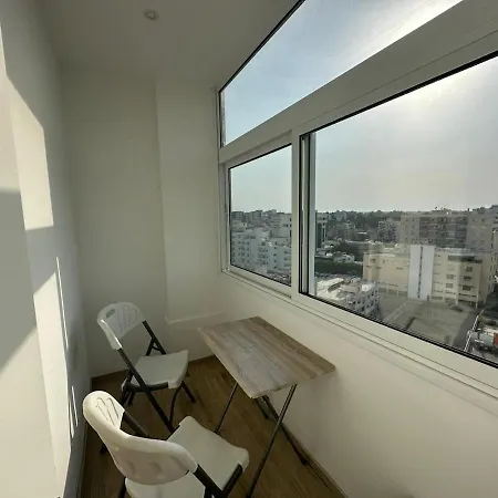 Premium Center 10th Floor Sky View -suite 103