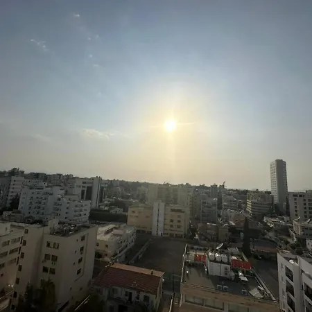 Premium Center 10th Floor Sky View -suite 103