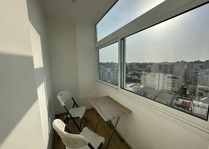 Premium Center 10th Floor Sky View -suite 103